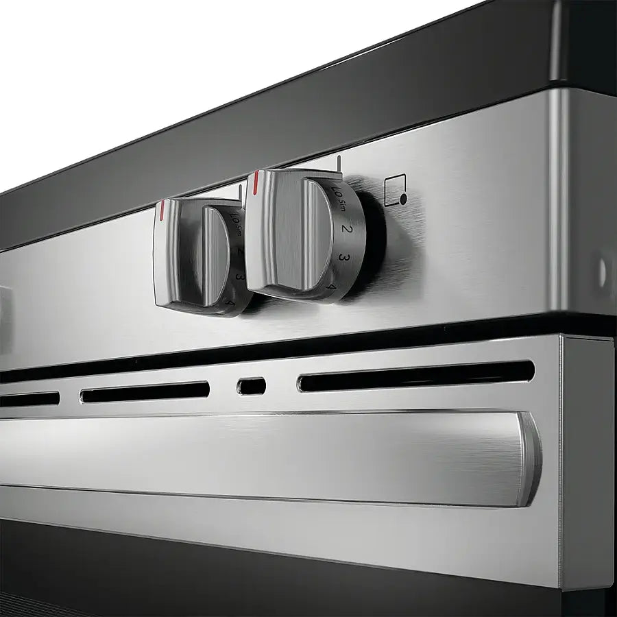 Frigidaire 30″ Electric Range with the EvenTemp - image 3