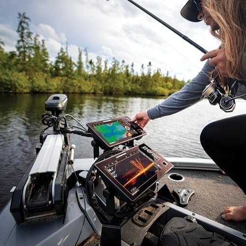 Humminbird MEGA Live 2 Forward-Facing Sonar Transducer for XPLORE, APEX, and SOLIX G3 Fish Finders - Bee Worths