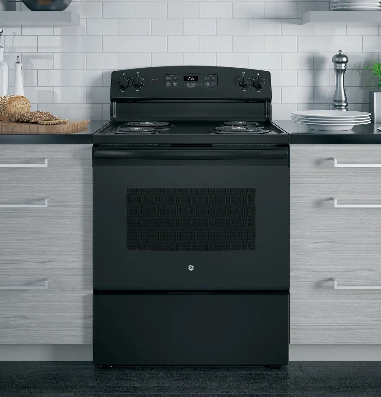 GE 30″ Freestanding Electric Range JB256DMBB - image 2